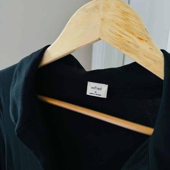 Aritzia Wilfred Black Button Up - Picture 6 of 7